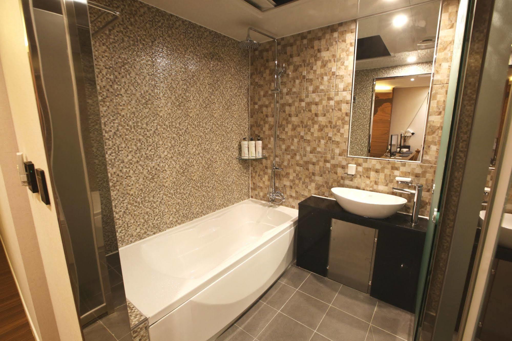 Jeju Lux Hotel Ojo-ri Экстерьер фото